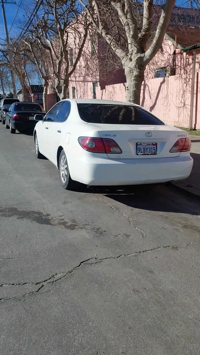 2003 Lexus ES 3rd Gen - Image 4 of 6
