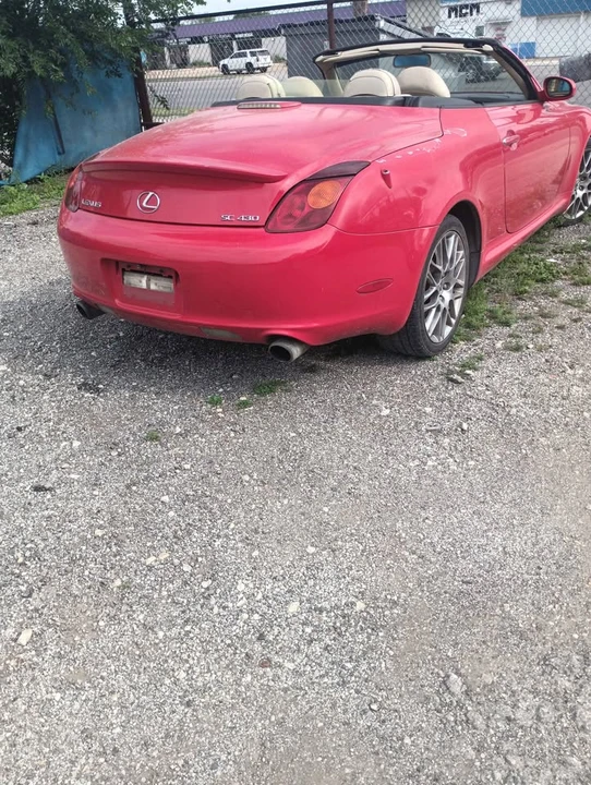 2003 Lexus SC430 - Image 3 of 3