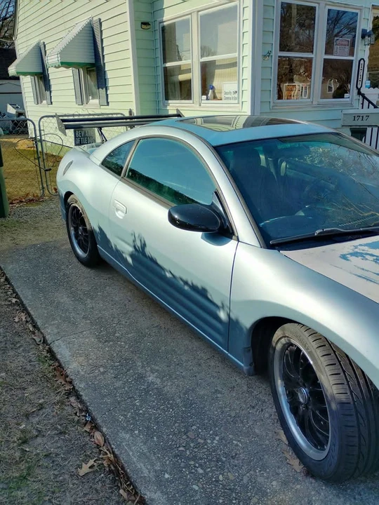 2003 Mitsubishi Eclipse 3rd Gen - Image 4 of 10