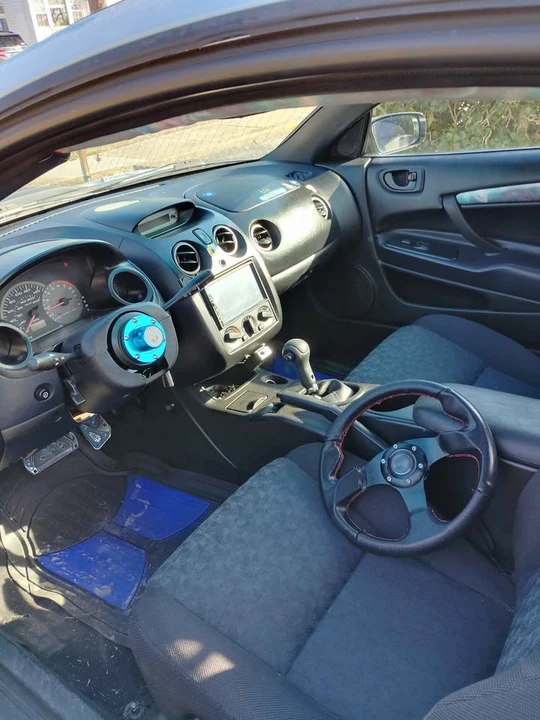 2003 Mitsubishi Eclipse 3rd Gen - Image 6 of 10