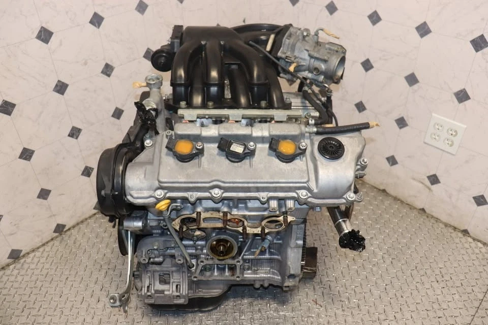 2004 Parts & Memorabilia Engines - Image 2 of 8