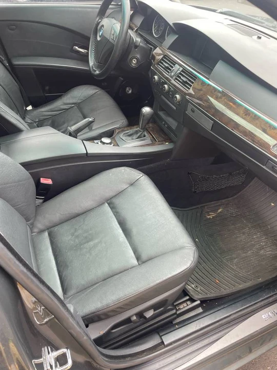 2004 BMW E60 545i & 550i Sedan - Image 9 of 11