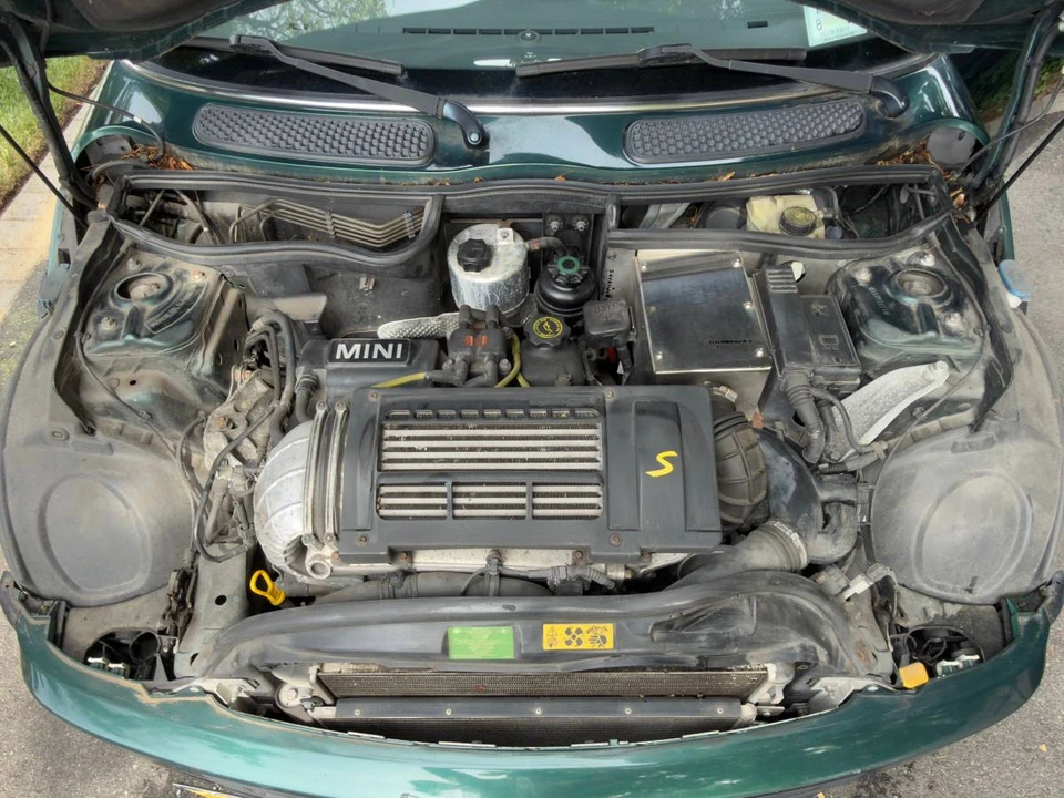 2004 Mini Mini Cooper S 1st Gen - Image 17 of 24