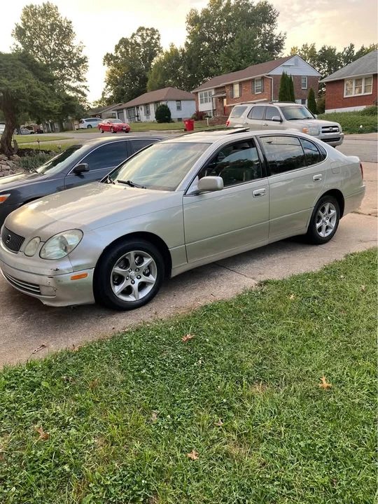 2004 Lexus GS 2nd Gen - Image 2 of 5