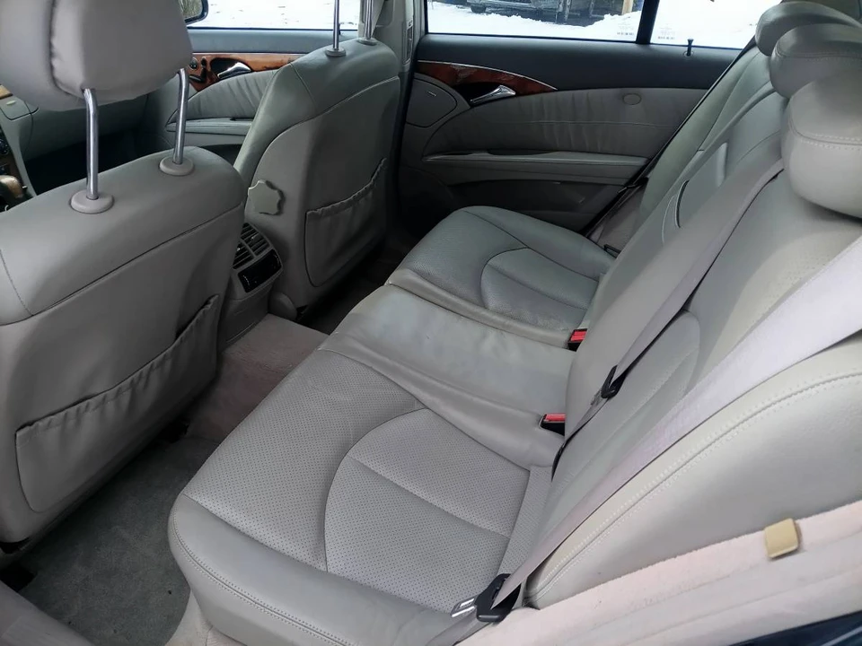 2004 Mercedes-Benz W211 E-Class - Image 12 of 13