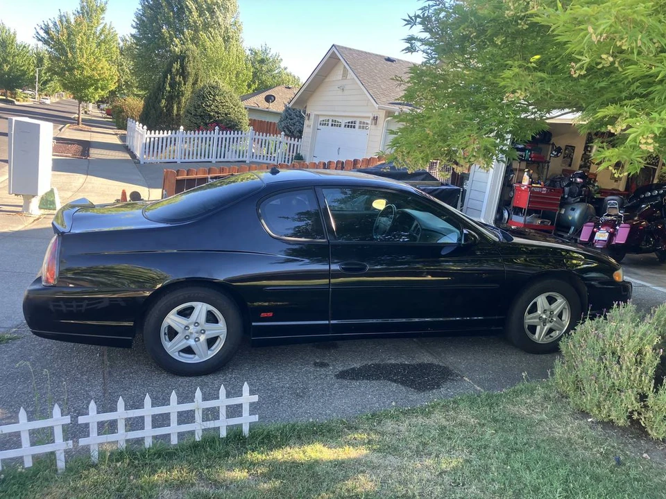 2004 Chevrolet Monte Carlo 6th Gen - Image 4 of 5