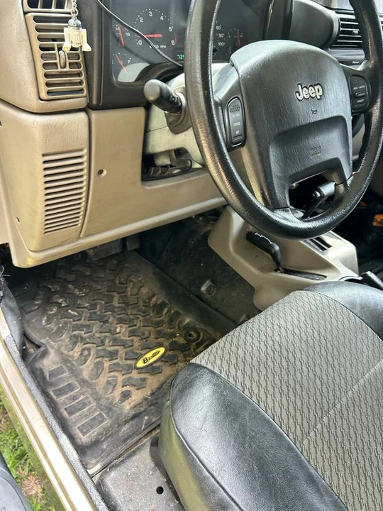 2004 Jeep TJ Wrangler - Image 5 of 14