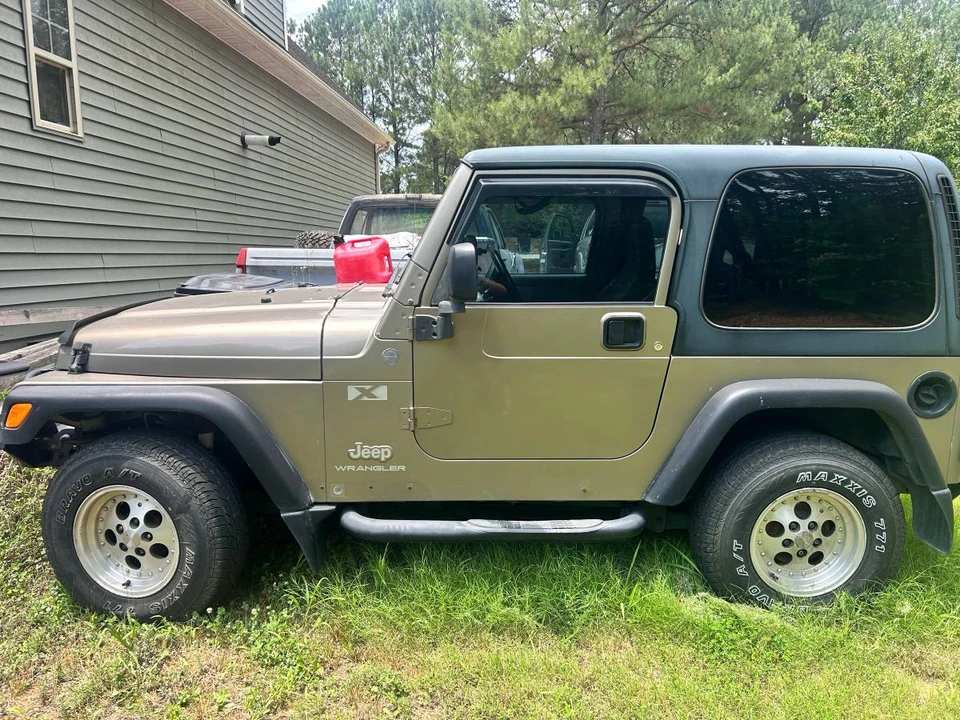 2004 Jeep TJ Wrangler - Image 11 of 14