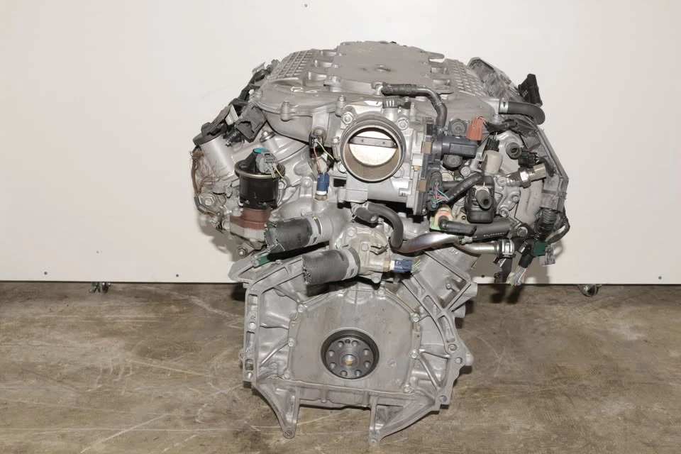 Parts & Memorabilia Engines - Image 5 of 9