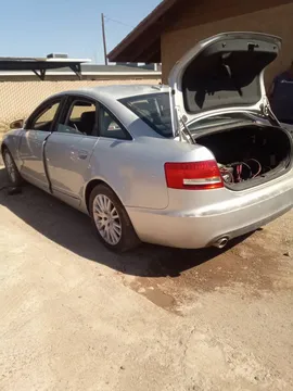 2005 Audi A8 Quattro