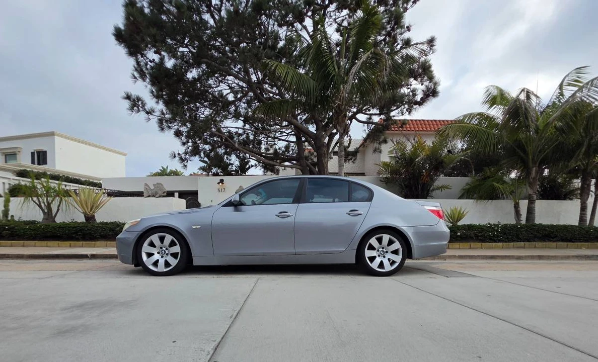 2005 BMW E60 5 Series Sedan - Image 2 of 9