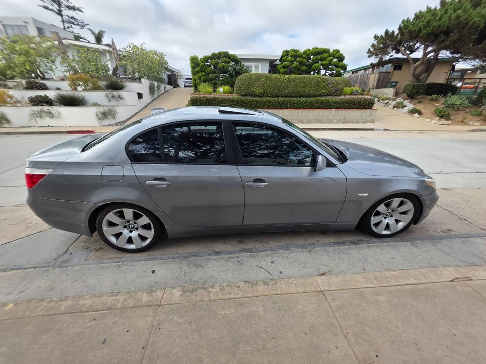 2005 BMW E60 5 Series Sedan - Image 4 of 9