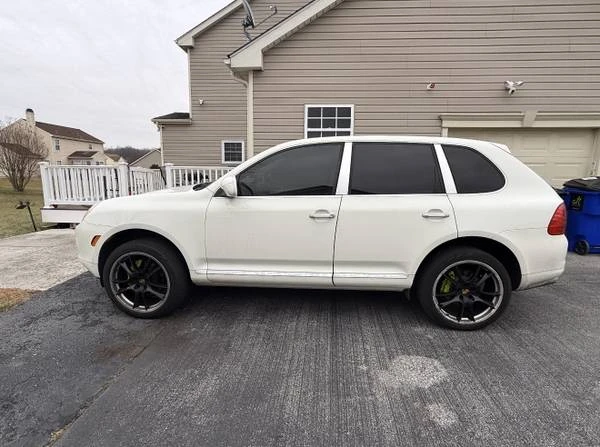 2005 Porsche 955/957 Cayenne - Image 2 of 12