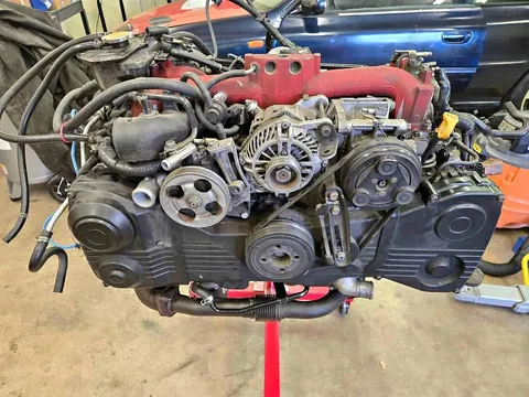 Subaru EJ257 Engine