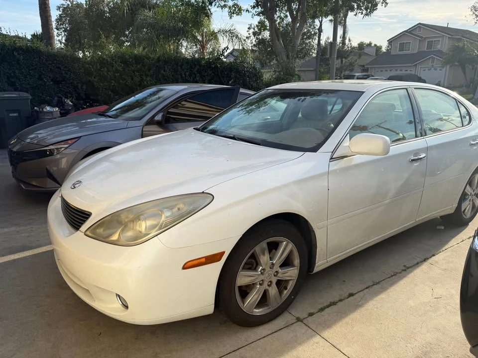 2005 Lexus ES 4th Gen - Image 4 of 6