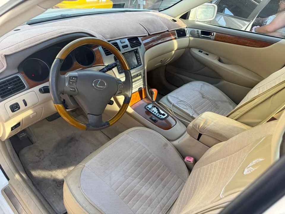 2005 Lexus ES 4th Gen - Image 5 of 6