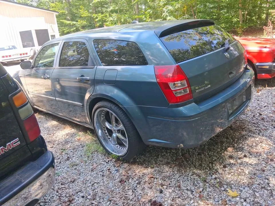 2005 Dodge Magnum 2nd Gen Wagon - Image 6 of 6