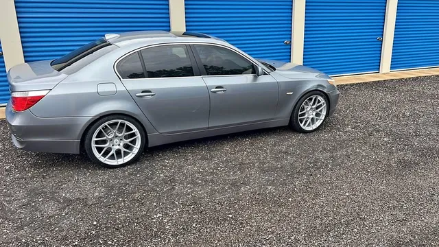 2006 BMW 530XI