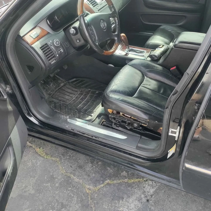 2006 Cadillac DTS - Image 6 of 9