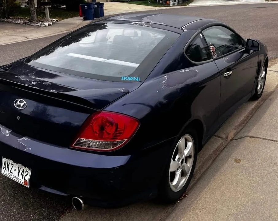 2006 Hyundai Tiburon - Image 2 of 5