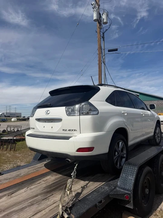 2006 Lexus RX 2nd Gen - Image 2 of 3