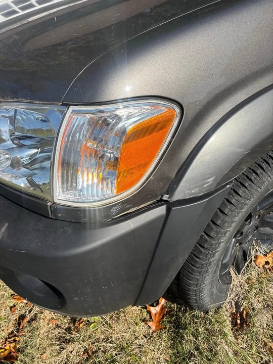 2006 Toyota Sequoia 1st Gen - Image 5 of 9