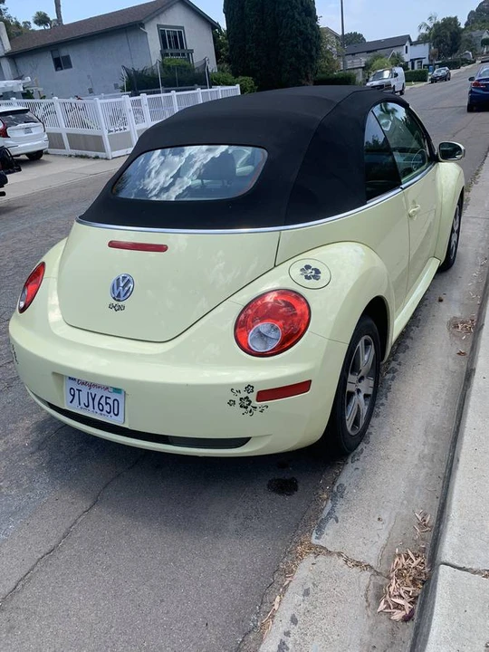 2006 Volkswagen New Beetle - Image 3 of 7