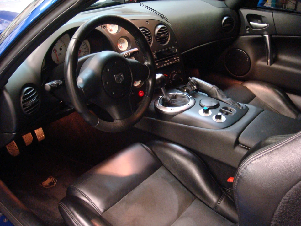 2006 Dodge Viper 3rd Gen - Image 3 of 7