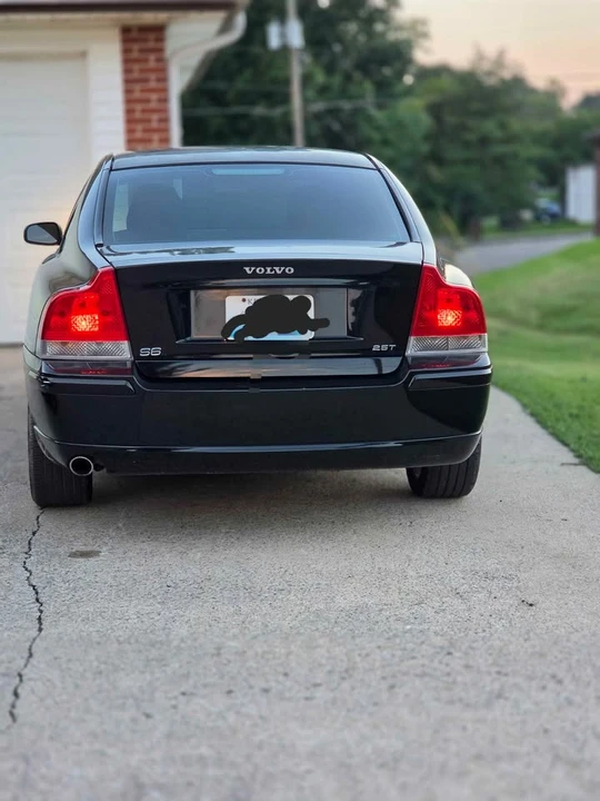 Volvo S60 1st Gen - Image 4 of 6