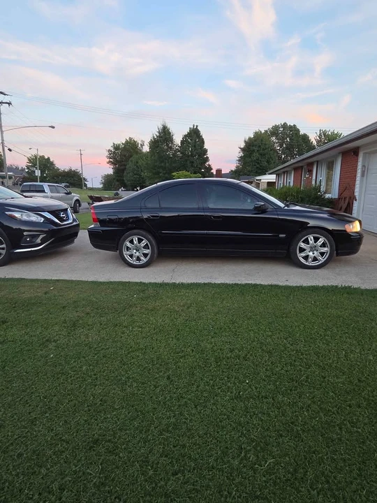 Volvo S60 1st Gen - Image 2 of 6