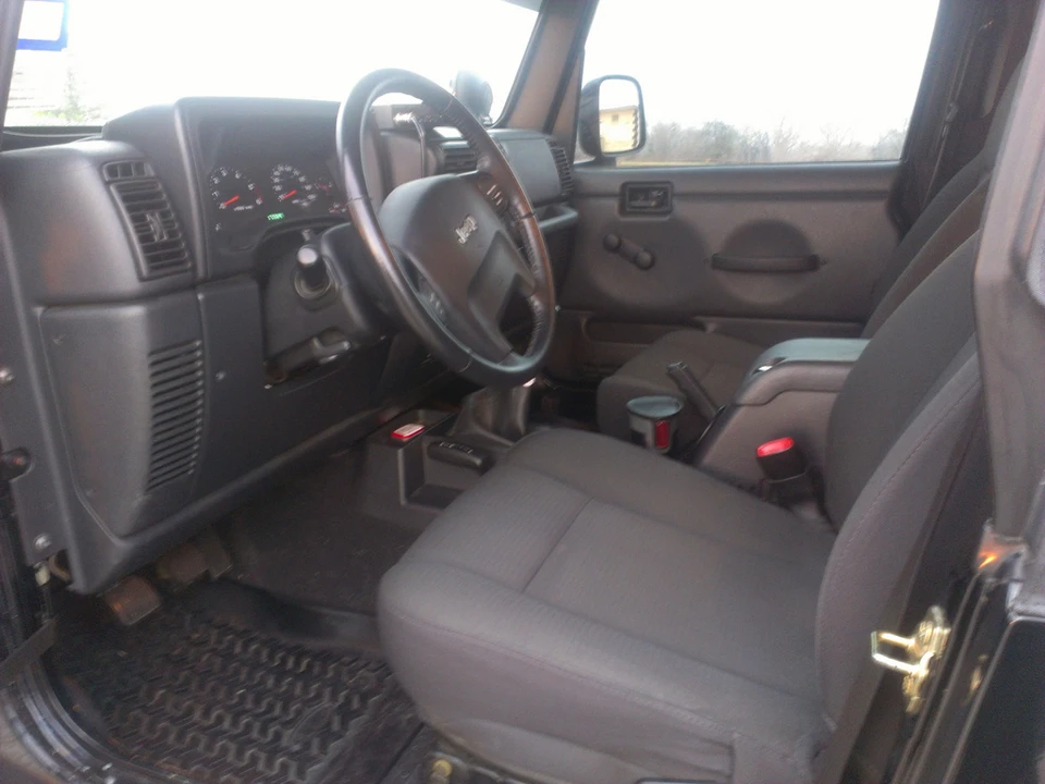 2006 Jeep TJ Wrangler - Image 24 of 30