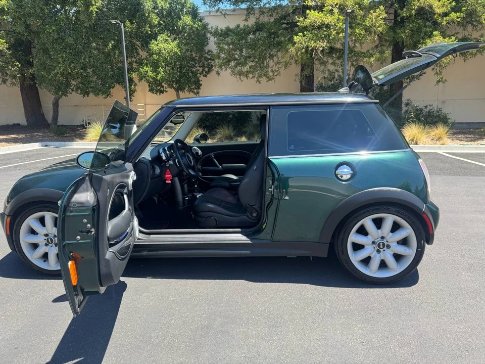 2006 Mini Mini Cooper S 1st Gen - Image 8 of 18