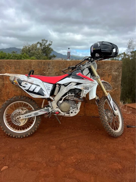 Honda CRF - Image 5 of 7
