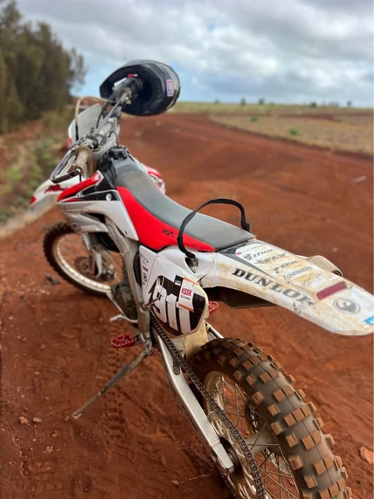 Honda CRF - Image 7 of 7