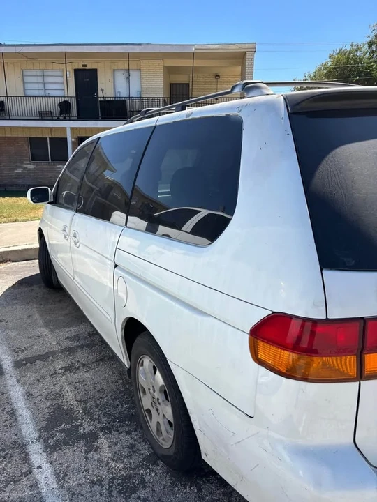 2007 Honda Odyssey - Image 2 of 3