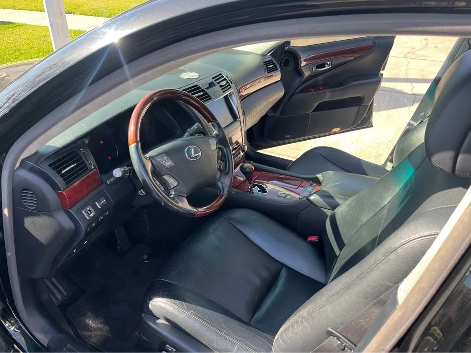 2007 Lexus LS 4th Gen - Image 5 of 6