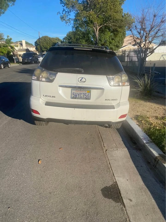 2007 Lexus RX 2nd Gen - Image 2 of 4