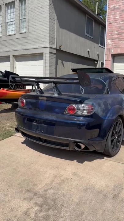 Mazda RX-8 1st Gen - Image 3 of 3