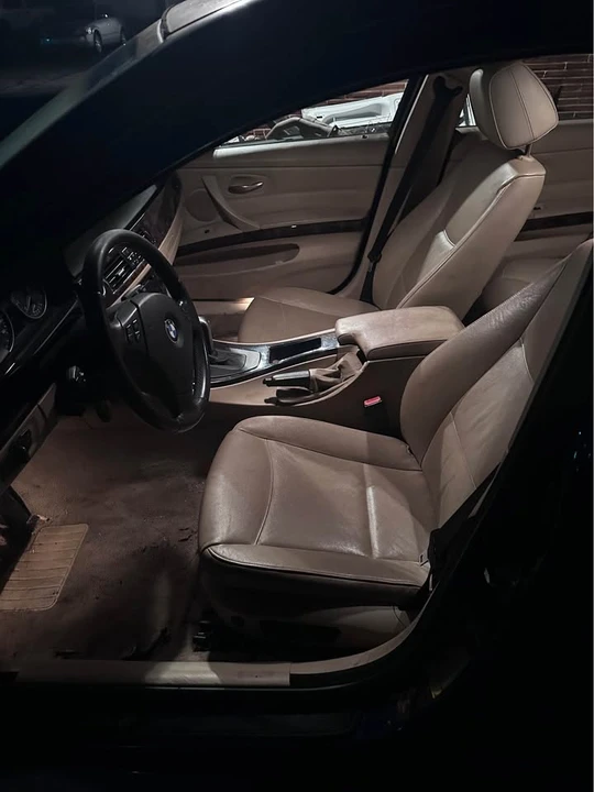 BMW E90 335i Sedan - Image 5 of 6
