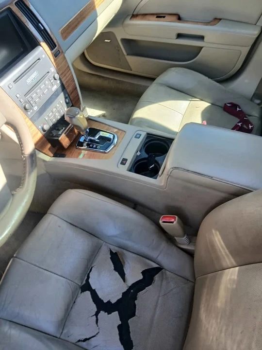 2007 Cadillac STS - Image 8 of 9