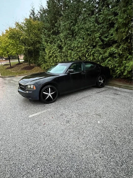 2007 Dodge Charger 6th Gen - Image 2 of 3