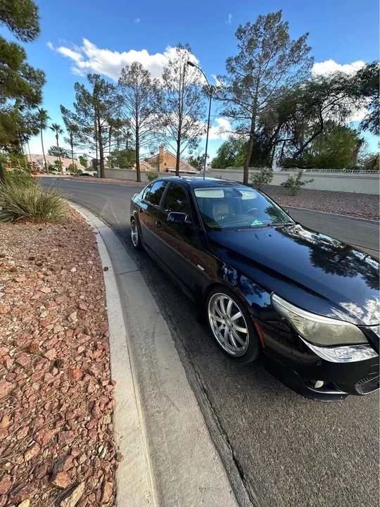2008 BMW E60 545i & 550i Sedan - Image 2 of 10