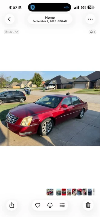 Cadillac DTS - Image 2 of 8