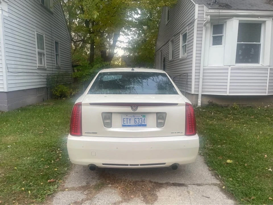 2008 Cadillac STS - Image 4 of 9