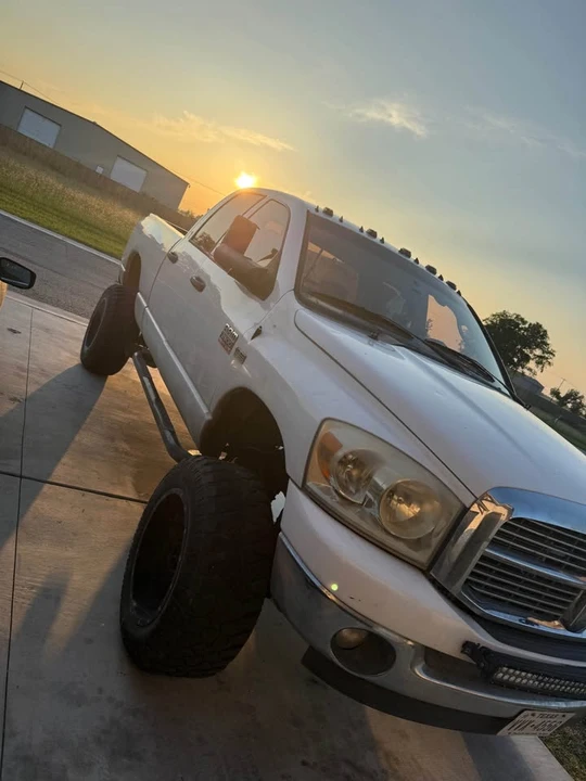 2008 Ram Heavy Duty - Image 4 of 10