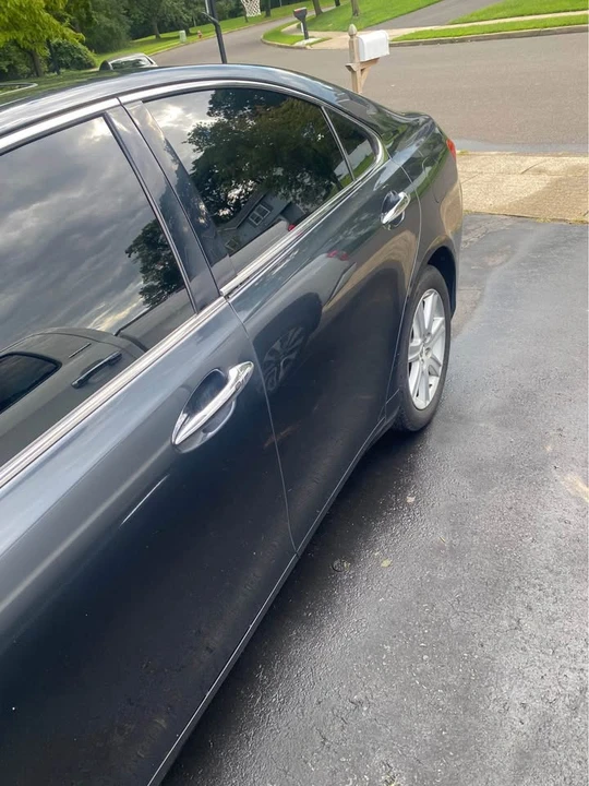 2008 Lexus ES 5th Gen - Image 2 of 10