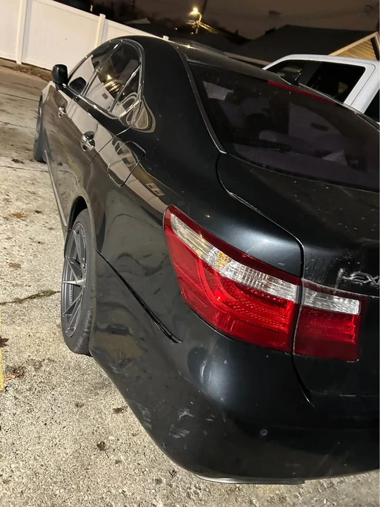 2008 Lexus LS 4th Gen - Image 5 of 10