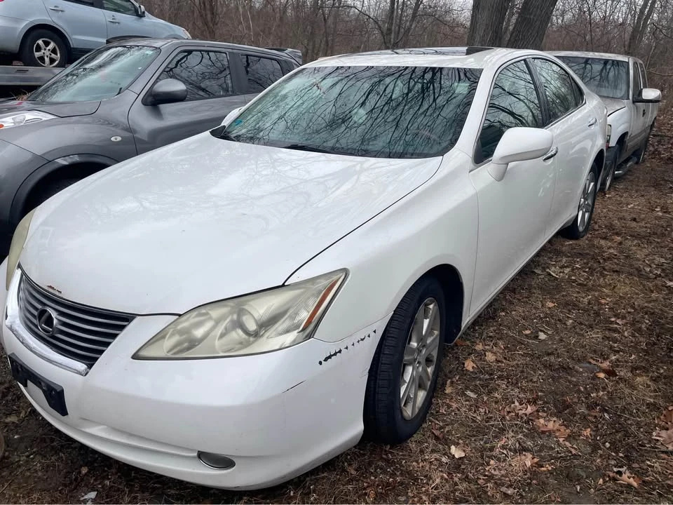 2008 Lexus ES 4th Gen - Image 4 of 7