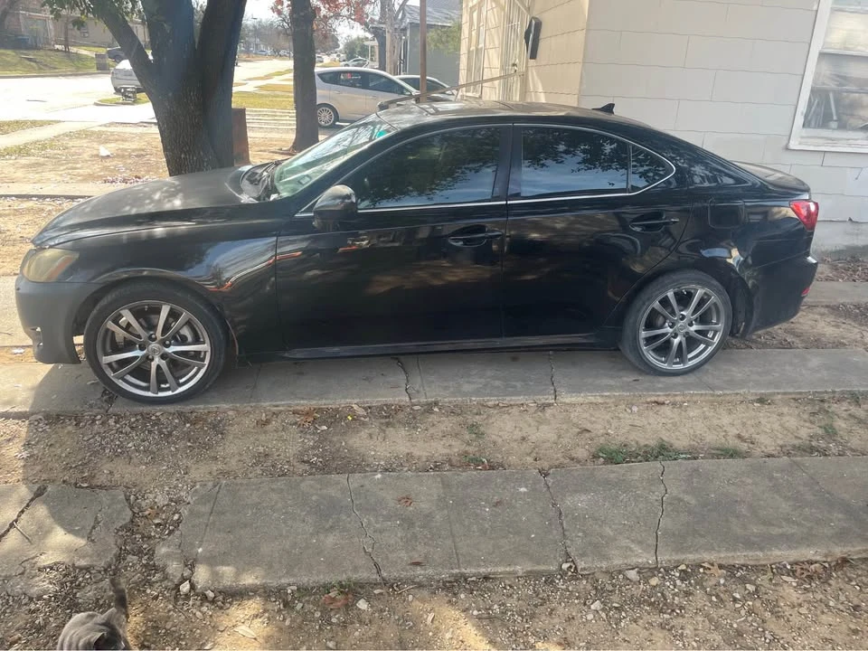 2008 Lexus IS 2nd Gen - Image 4 of 4