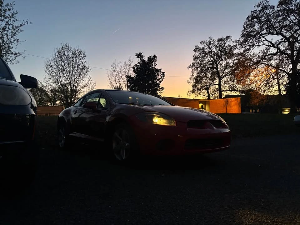 2008 Mitsubishi Eclipse 4th Gen - Image 2 of 4